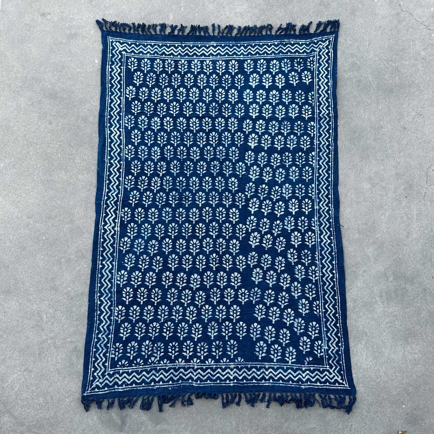 Handmade Indigo Throw - Chhota Flower