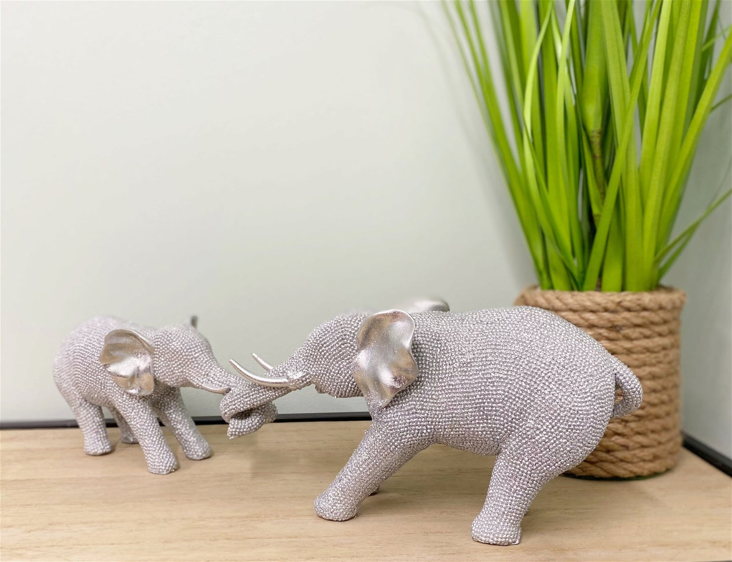 Silver Beaded Elephants Two Piece Mother & Calf